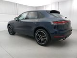 Certified 2021 Porsche Macan image 3