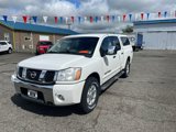 Used 2005 Nissan Titan LE w/ (U01) Nissan Navigation Pkg image 3