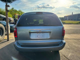 Used 2006 Chrysler Town & Country image 5