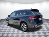 Used 2024 Volkswagen Taos SE image 5