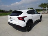 Used 2024 Chevrolet Trax LS w/ LS Convenience Package image 2