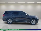Used 2022 Ford Explorer XLT image 3