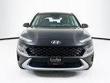 Used 2023 Hyundai Kona SE image 2