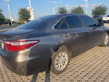 Used 2017 Toyota Camry LE image 3