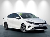 Used 2022 Kia Forte LXS image 2