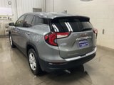 Used 2024 GMC Terrain SLE image 3