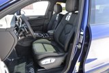 Certified 2024 Porsche Macan image 5
