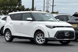 New 2025 Kia Soul LX image 2