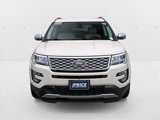 Used 2017 Ford Explorer Platinum image 2