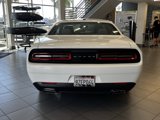 Used 2015 Dodge Challenger SXT image 3