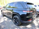 Used 2023 Jeep Grand Cherokee Altitude image 2