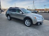 Used 2014 Subaru Outback 2.5i Premium w/ Accessory Value Package (OY1) image 3