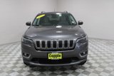 Used 2019 Jeep Cherokee Limited w/ Luxury Group image 2