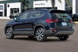 Used 2022 Volkswagen Taos SE image 6
