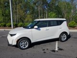 Used 2024 Kia Soul LX w/ Option Group 015 image 2