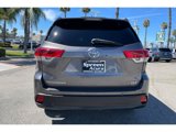 Used 2018 Toyota Highlander XLE image 4