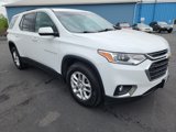 Used 2021 Chevrolet Traverse LT image 2