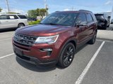 Used 2018 Ford Explorer XLT w/ Equipment Group 202A image 3