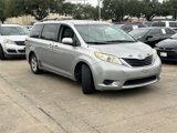 Used 2012 Toyota Sienna LE image 3