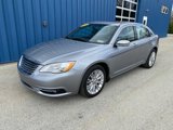 Used 2013 Chrysler 200 Limited image 2