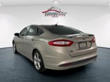 Used 2015 Ford Fusion SE w/ Equipment Group 201A image 5