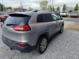 Used 2016 Jeep Cherokee Limited image 5