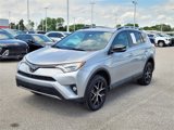 Used 2017 Toyota RAV4 SE image 3