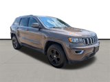 Used 2017 Jeep Grand Cherokee Laredo w/ Quick Order Package 2BE image 3