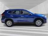 Used 2020 Nissan Rogue SV image 3