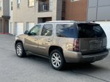 Used 2013 GMC Yukon Denali image 3