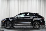 Used 2023 Porsche Macan Turbo image 5