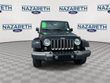 Used 2016 Jeep Wrangler Sahara image 3