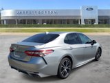 Used 2019 Toyota Camry SE image 4