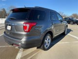 Used 2018 Ford Explorer XLT w/ Equipment Group 201A image 3