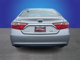 Used 2015 Toyota Camry SE image 5