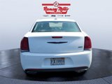Used 2022 Chrysler 300 Touring w/ Sport Appearance Package image 4