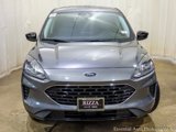 Used 2022 Ford Escape SE w/ SE Sport Appearance Package image 5