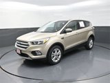 Used 2017 Ford Escape SE image 3