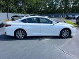 Used 2019 Lexus ES 300h image 5