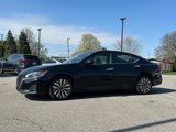 Used 2023 Nissan Altima 2.5 SV image 2