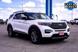 Used 2022 Ford Explorer XLT w/ Equipment Group 202A image 4