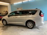 Used 2023 Chrysler Voyager LX image 5