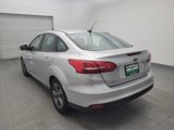 Used 2017 Ford Focus SE image 5