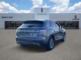 Used 2022 Lincoln Nautilus Reserve image 4