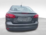 Used 2017 Ford Focus SE image 5