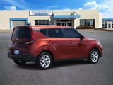 Used 2020 Kia Soul S image 3