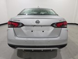 Used 2020 Nissan Versa SV image 3