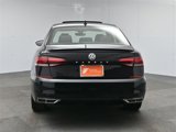 Used 2020 Volkswagen Passat 2.0T R-Line image 4