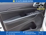 Used 2020 Jeep Grand Cherokee Altitude image 5