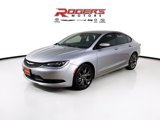 Used 2016 Chrysler 200 S image 3